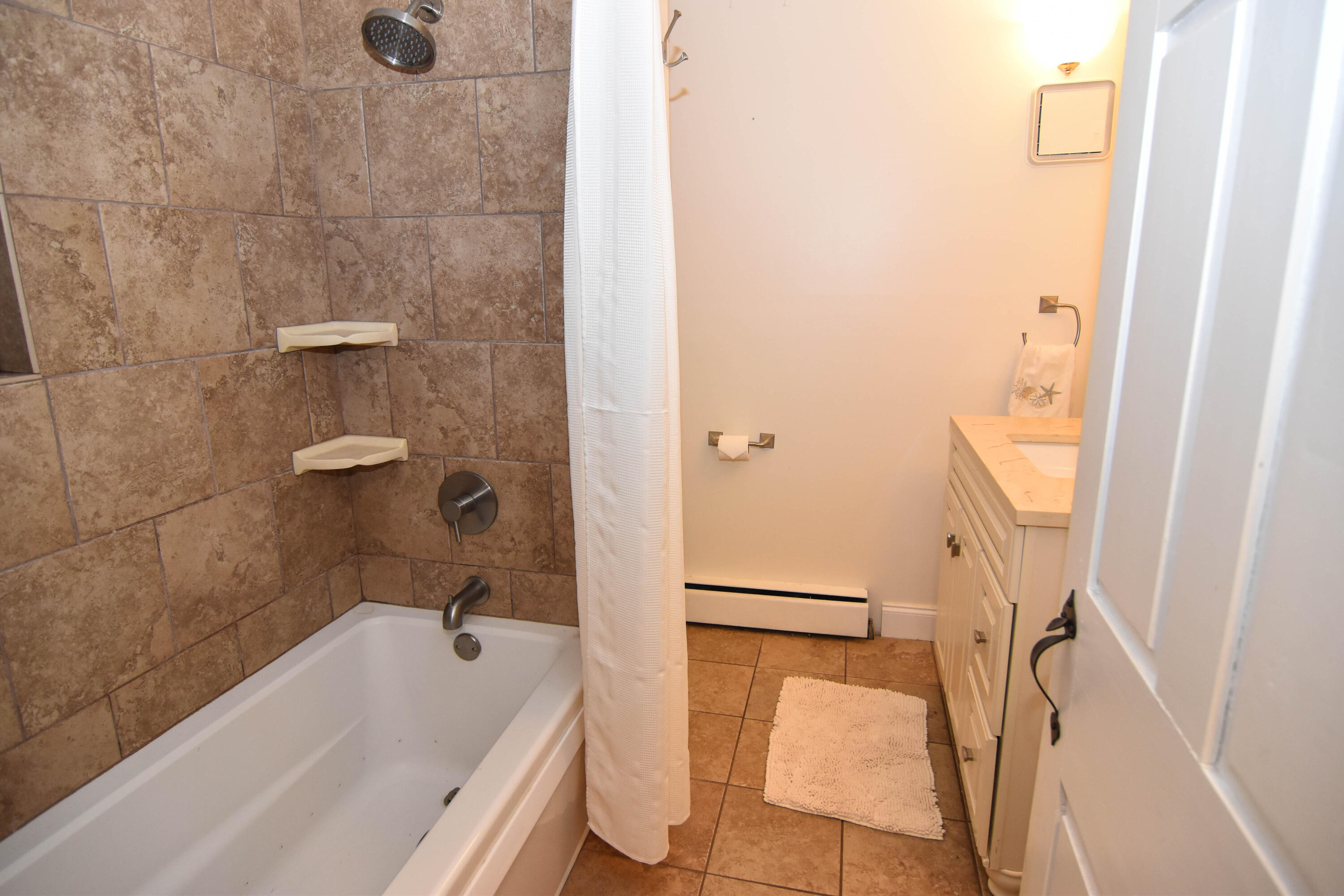 53 Old Elm Road Bridgton, ME 04009 - Photo 22 of 69 1st floor bath
