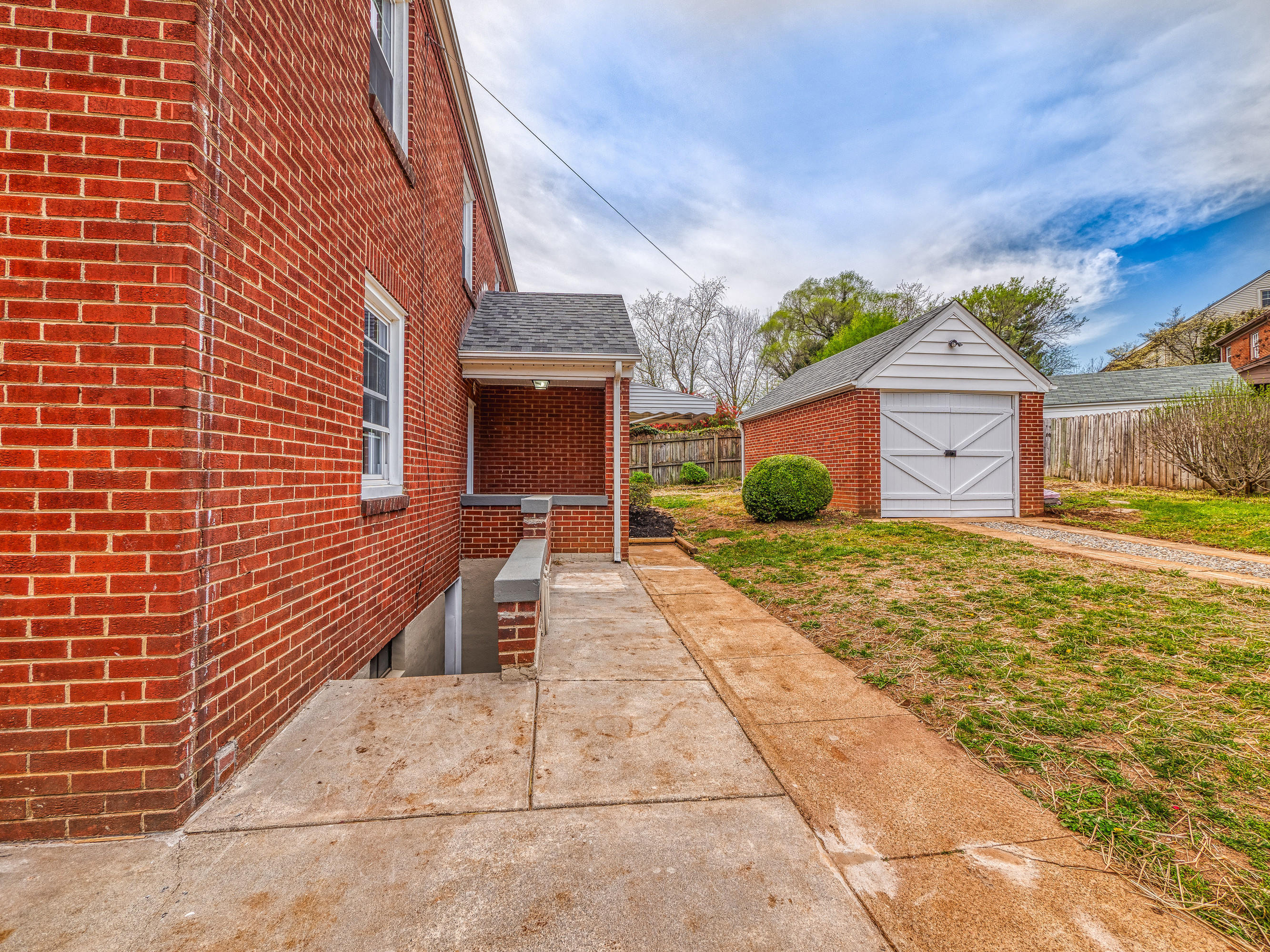 1503 Terrace Road Southwest Roanoke, VA 24015 - Photo 35 of 40 05_1503_Terrace_Rd_SW42_mls