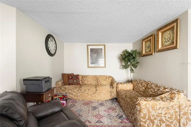 $345,000 | 2853 Cliffe Court, Oviedo, FL 32765