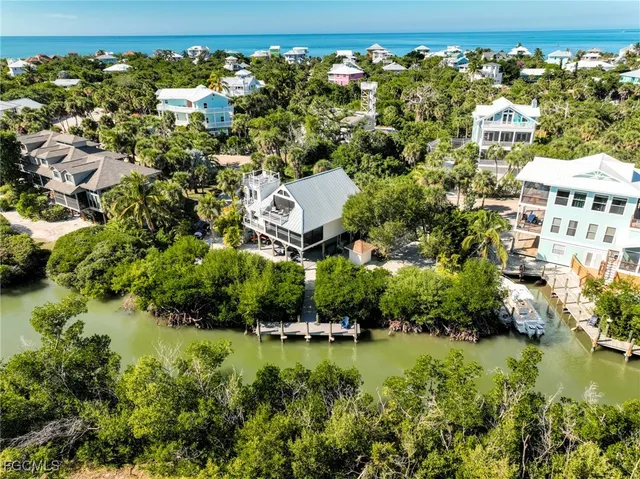 an aerial view of multiple house