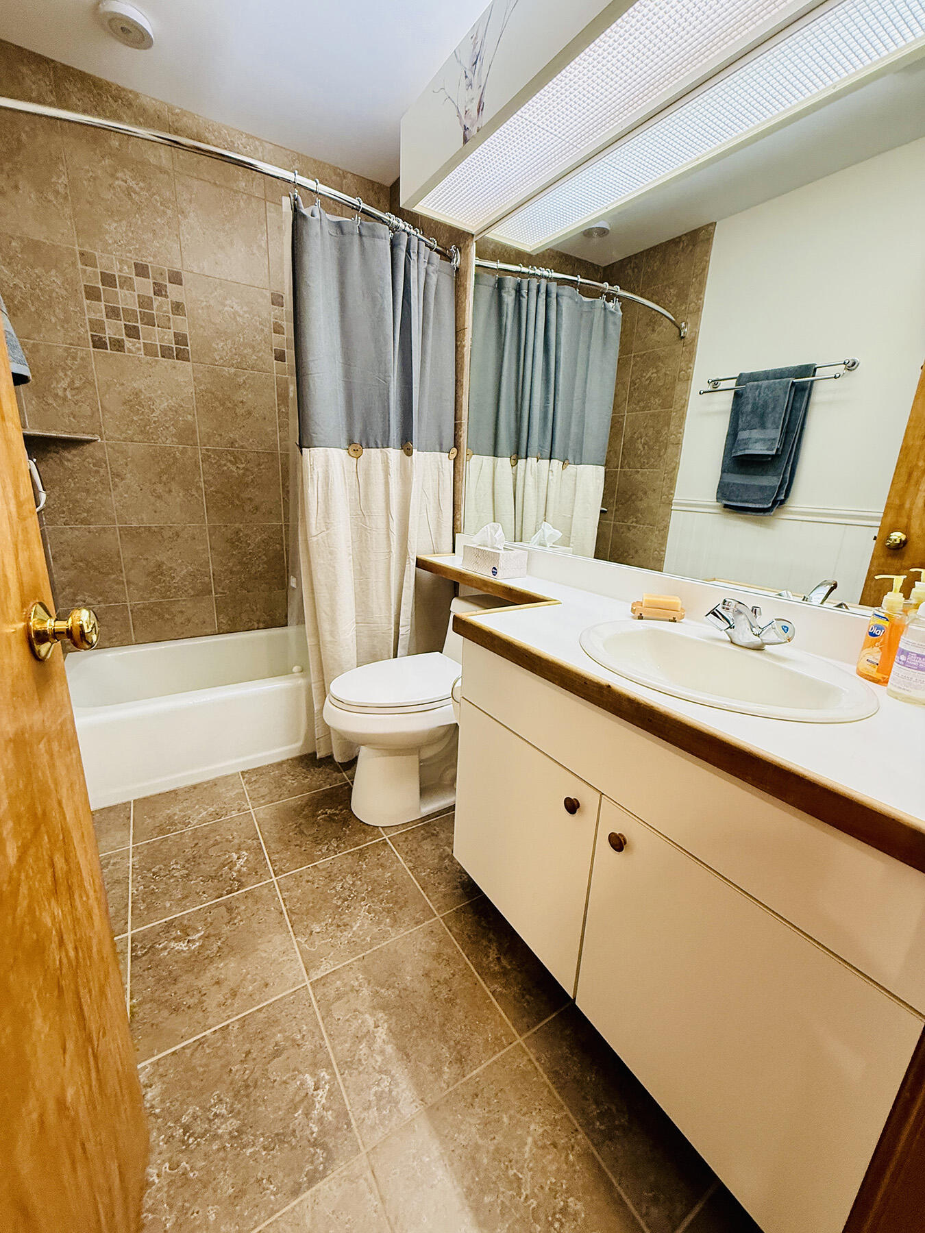 277 Sugar Tree, Unit 277 Carrabassett Valley, ME 04947 - Photo 11 of 12 IMG_4360