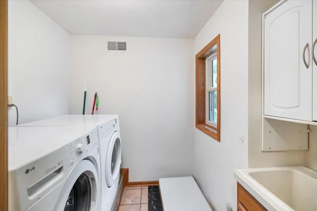 $515,000 | 9408 Jennifer Court, Chisago City, MN 55013