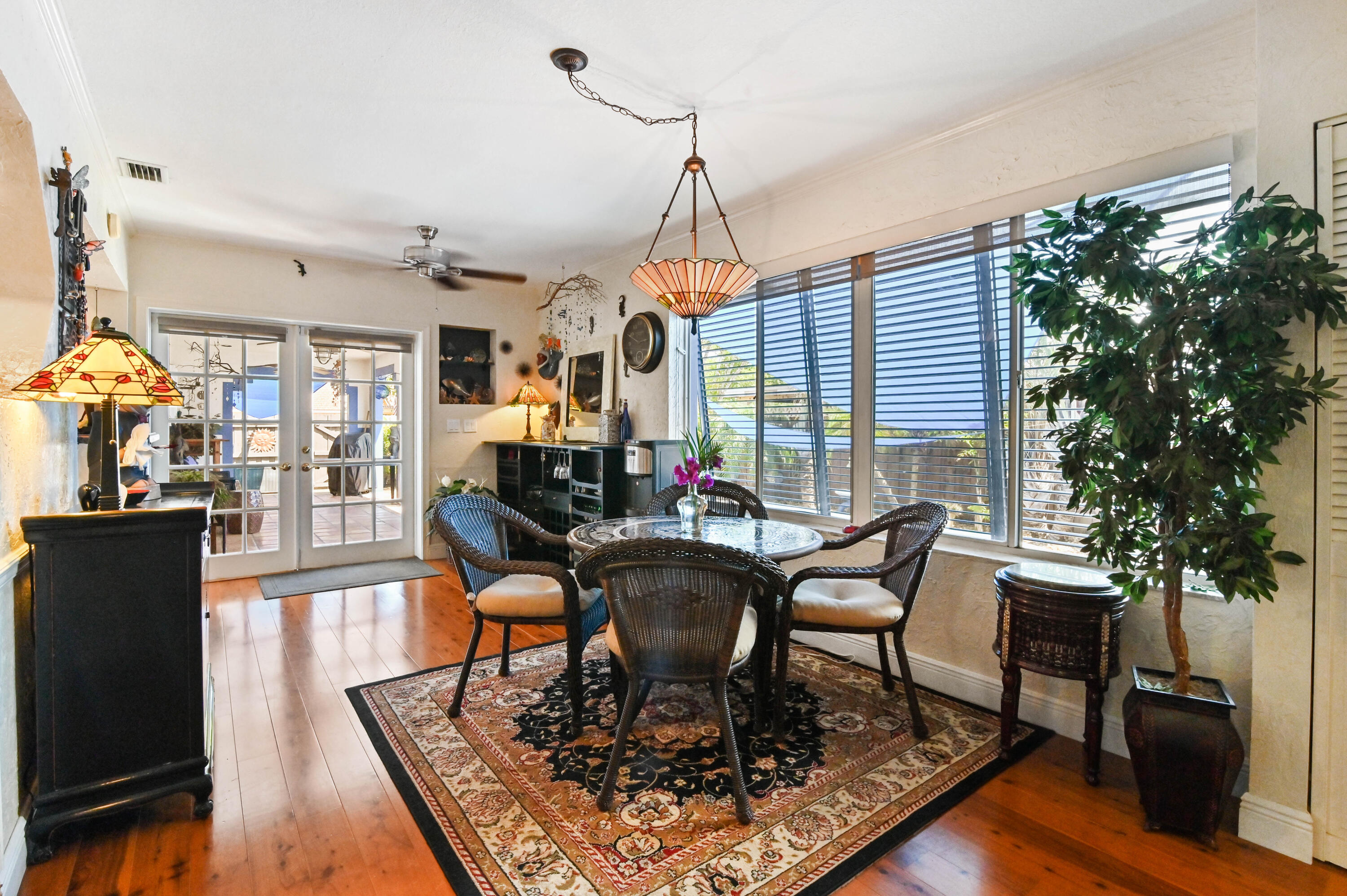 498 Northeast 45th Street Boca Raton, FL 33431 - Photo 4 of 45 12 Dining area 01