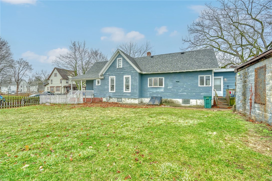 392 Frost Avenue Rochester, NY 14611 - Photo 16 of 17