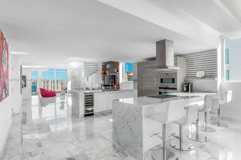 $2,399,000 | 400 Sunny Isles Boulevard, Unit 2008, Sunny Isles Beach, FL 33160