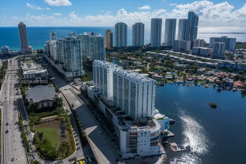$2,399,000 | 400 Sunny Isles Boulevard, Unit 2008, Sunny Isles Beach, FL 33160
