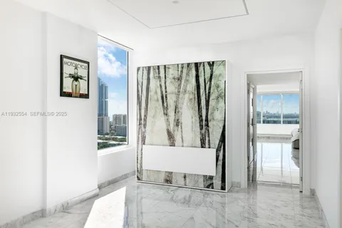 $2,399,000 | 400 Sunny Isles Boulevard, Unit 2008, Sunny Isles Beach, FL 33160