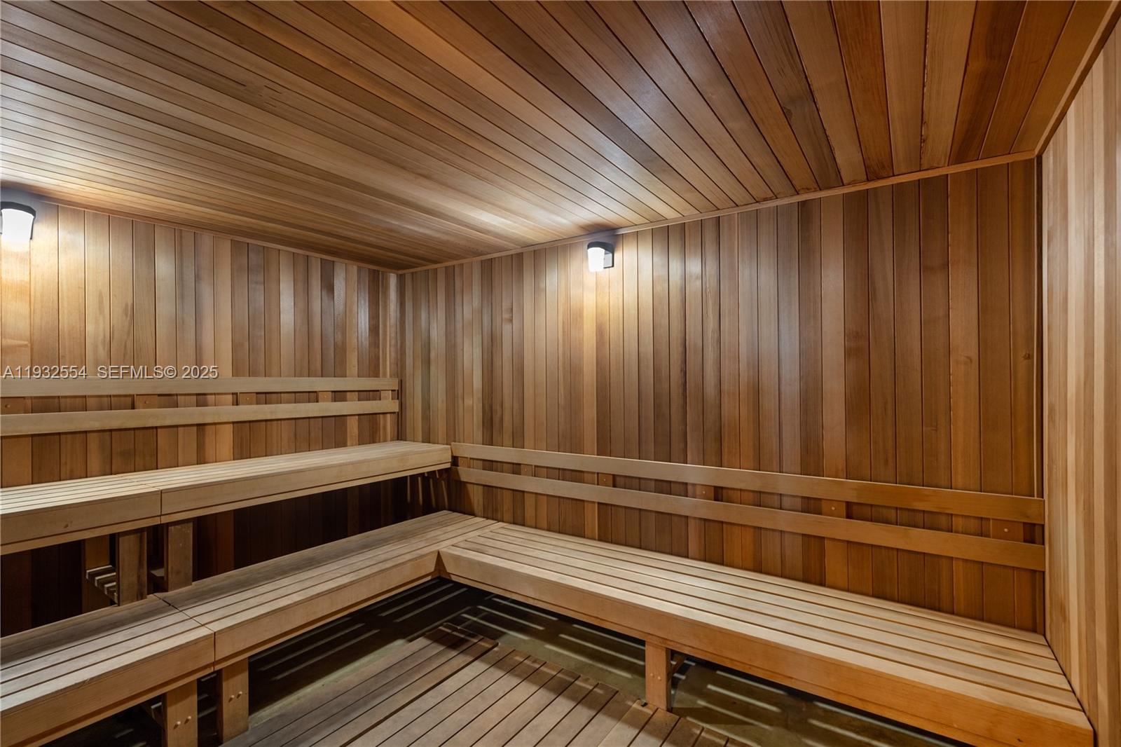 400 Sunny Isles Boulevard, Unit 2008 Sunny Isles Beach, FL 33160 - Photo 35 of 52