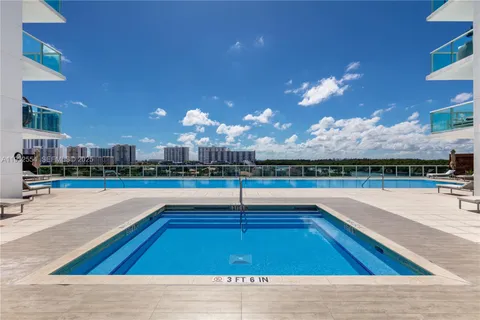 $2,399,000 | 400 Sunny Isles Boulevard, Unit 2008, Sunny Isles Beach, FL 33160