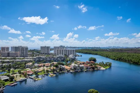 $2,399,000 | 400 Sunny Isles Boulevard, Unit 2008, Sunny Isles Beach, FL 33160