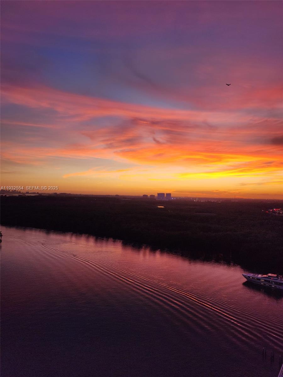 400 Sunny Isles Boulevard, Unit 2008 Sunny Isles Beach, FL 33160 - Photo 52 of 52