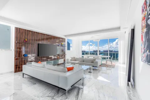 $2,399,000 | 400 Sunny Isles Boulevard, Unit 2008, Sunny Isles Beach, FL 33160