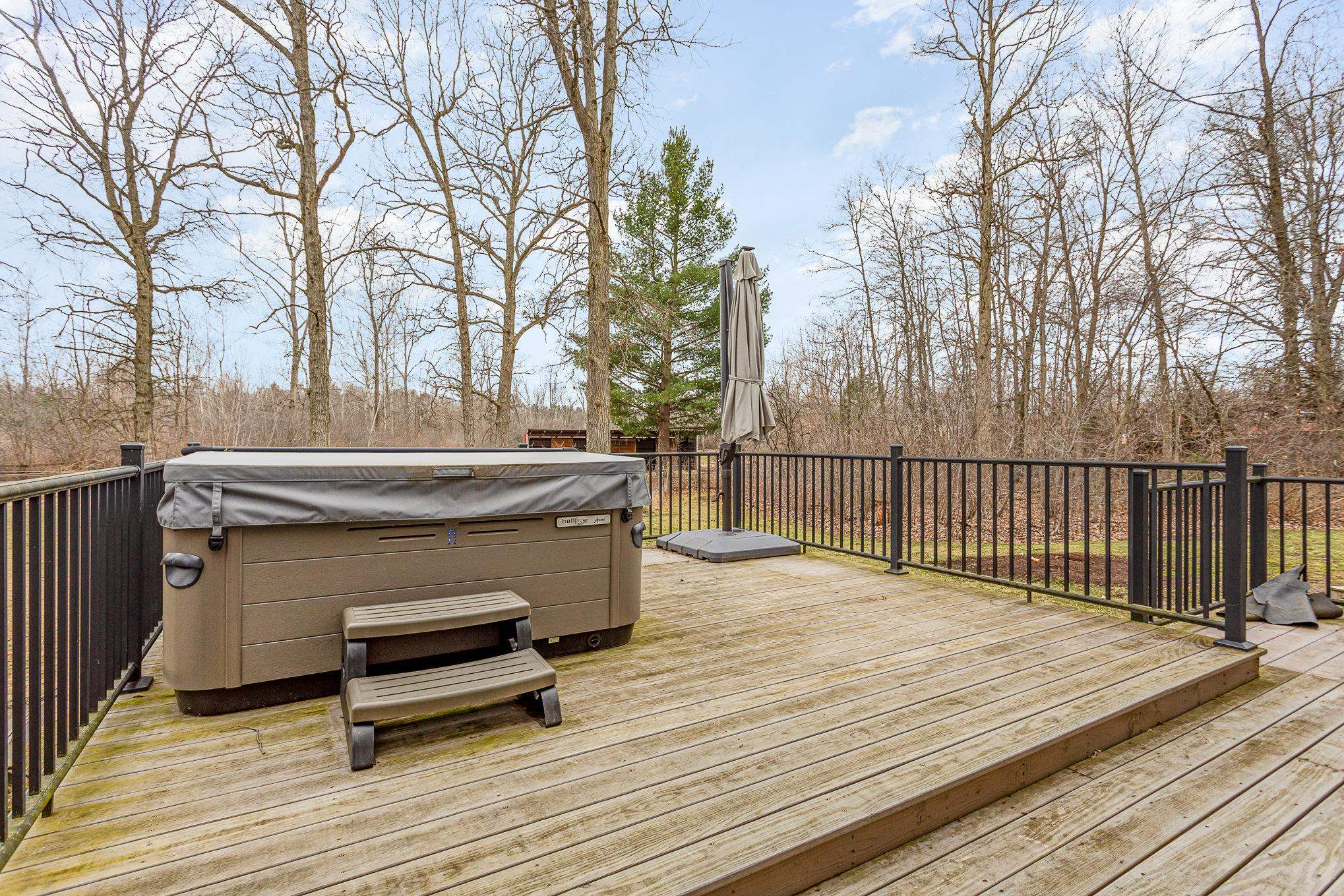 1799 North Dublin Road Midland, MI 48642 - Photo 31 of 44