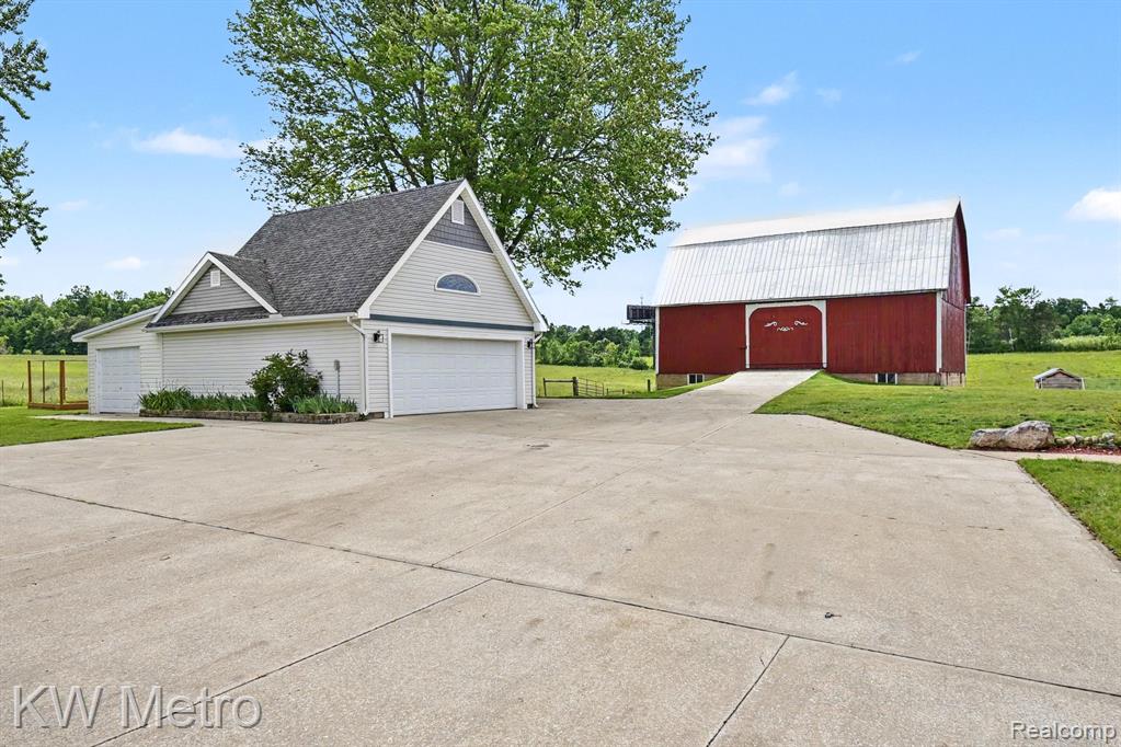 2682 East Haskell Lake Road Harrison, MI 48625 - Photo 6 of 61