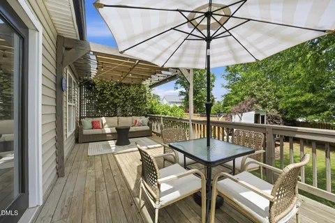 $425,000 | 309 Springside Drive, Holly Springs, NC 27540