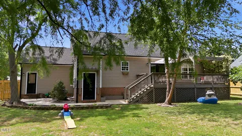 $425,000 | 309 Springside Drive, Holly Springs, NC 27540