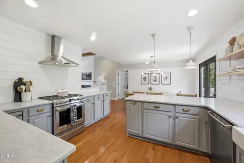 $425,000 | 309 Springside Drive, Holly Springs, NC 27540