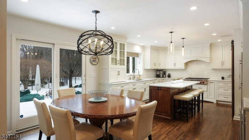 7 Manor Drive Warren, NJ 07059 - Photo 12 of 38