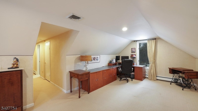 7 Manor Drive Warren, NJ 07059 - Photo 19 of 38