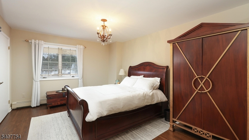 7 Manor Drive Warren, NJ 07059 - Photo 20 of 38