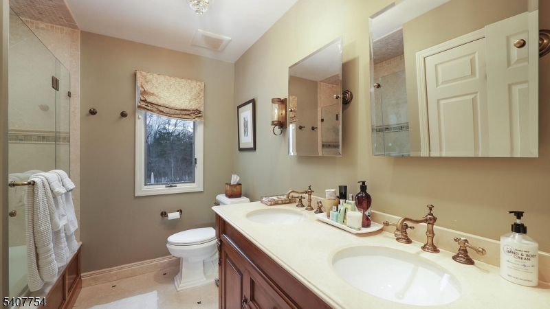 7 Manor Drive Warren, NJ 07059 - Photo 23 of 38