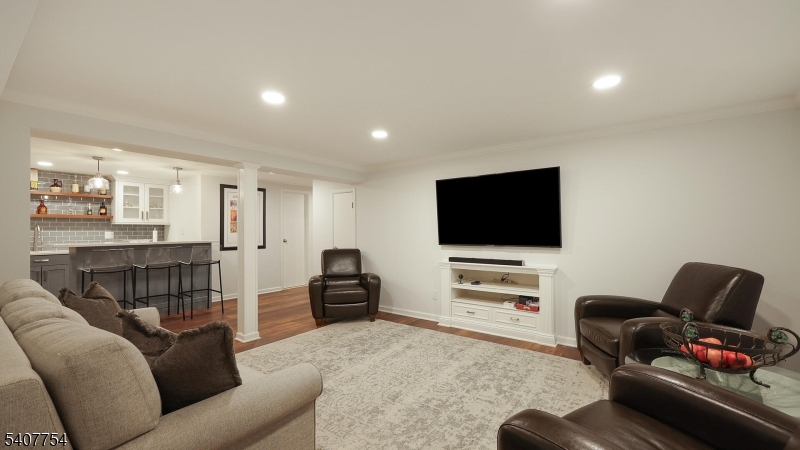 7 Manor Drive Warren, NJ 07059 - Photo 24 of 38