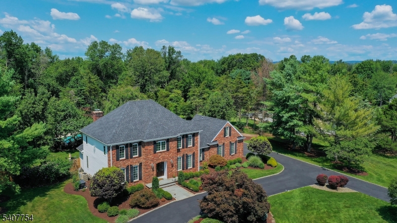 7 Manor Drive Warren, NJ 07059 - Photo 3 of 38