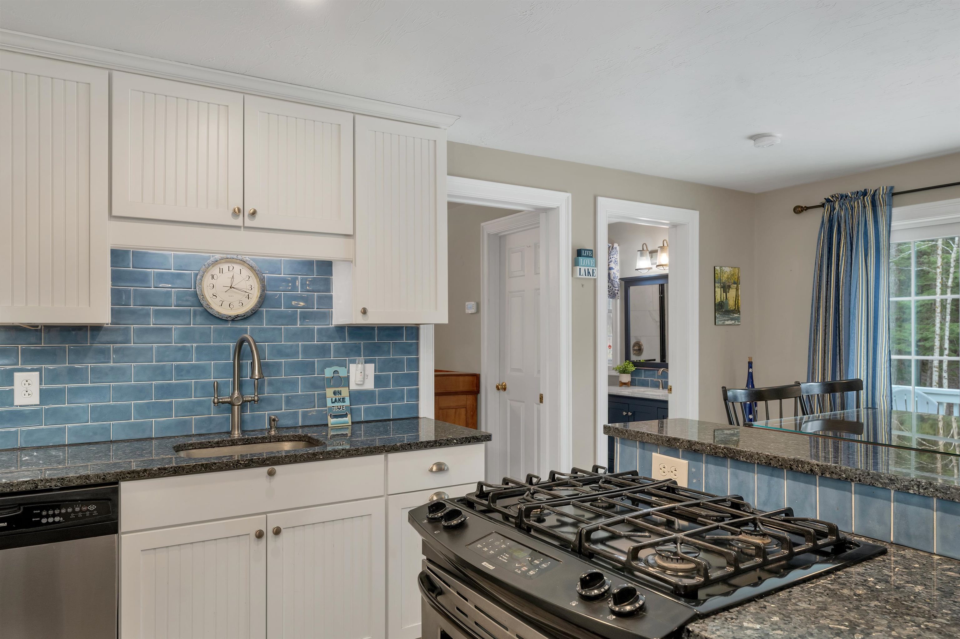 273 West Shore Road, Unit 2 Bristol, NH 03222 - Photo 19 of 52