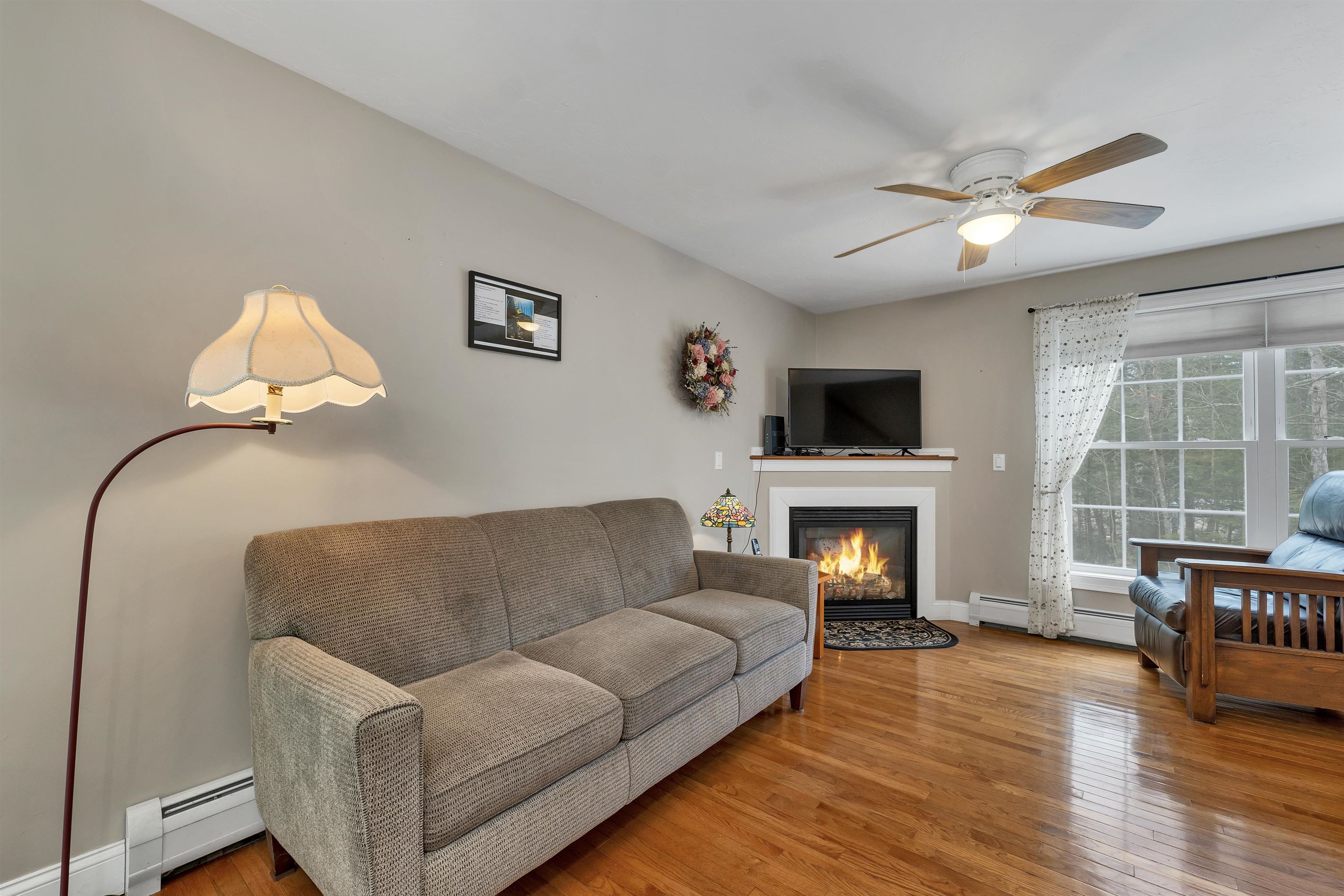 273 West Shore Road, Unit 2 Bristol, NH 03222 - Photo 10 of 52