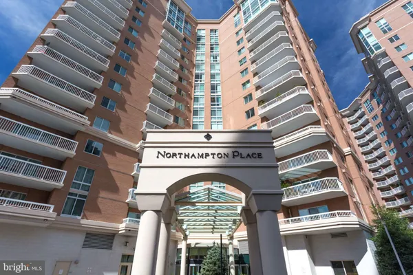 $415,000 | 3101 North Hampton Drive, Unit 403, Alexandria, VA 22302