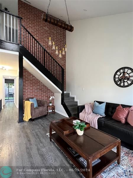 410 Southeast 11th Ct