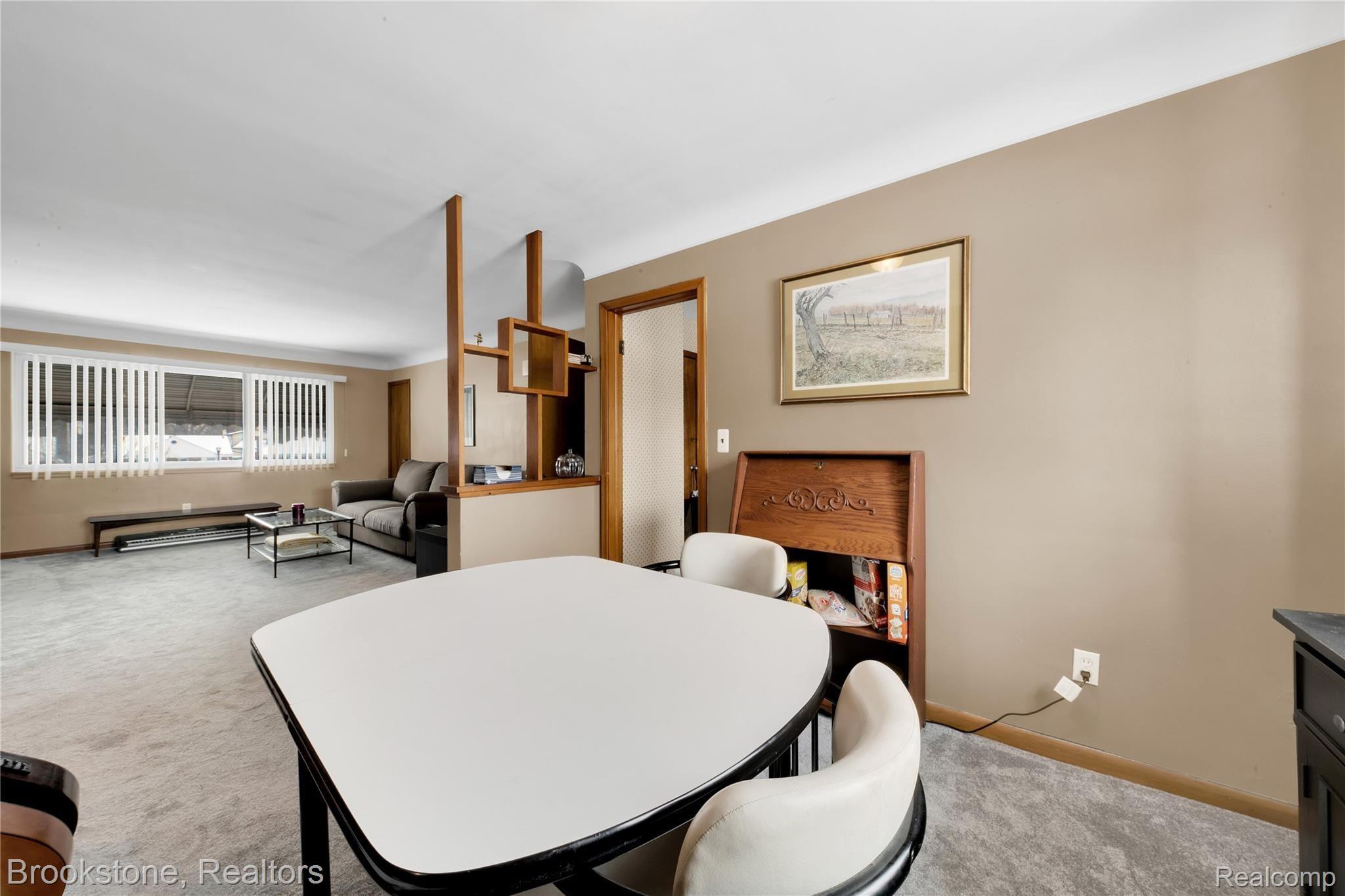 2190 Vernier Road Grosse Pointe, MI 48236 - Photo 29 of 43 2190 Vernier - HD Drone Photography-37.jpg