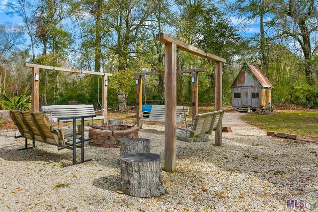 $320,000 | 29306 Red Oak Drive, Walker, LA 70785