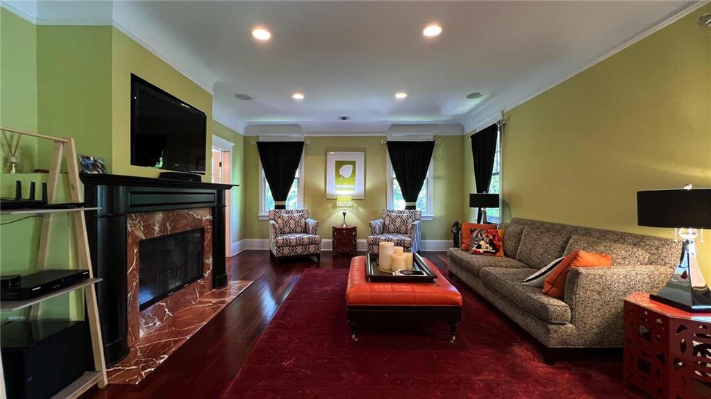 64 Ransom Avenue Sea Cliff, NY 11579 - Photo 13 of 35