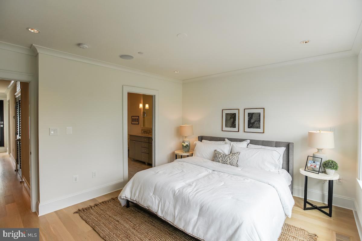 715 K Street Northeast, Unit 2 Washington, DC 20002 - Photo 10 of 23 Gallery Image 10