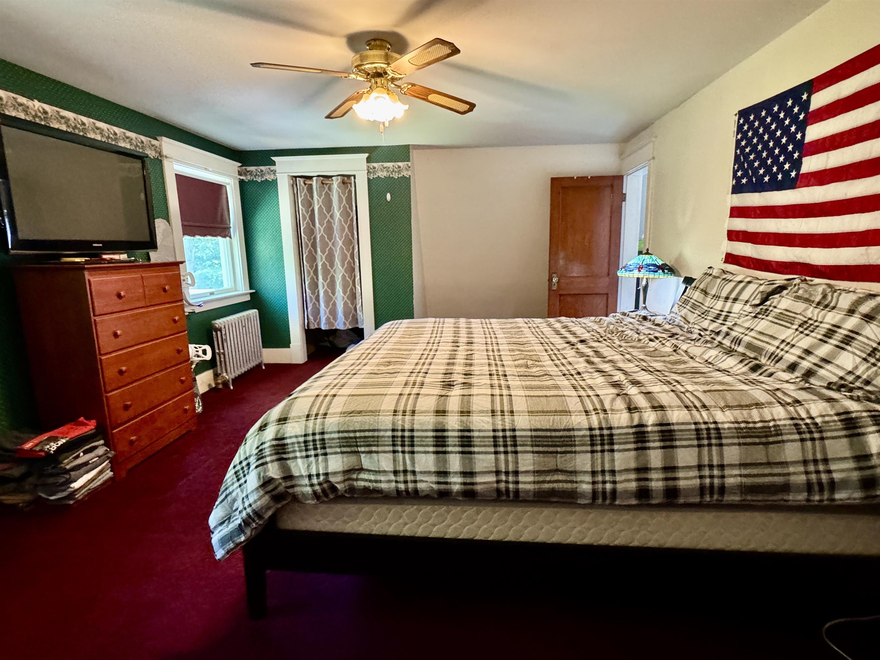 335 Caswell Avenue Derby, VT 05830 - Photo 23 of 32