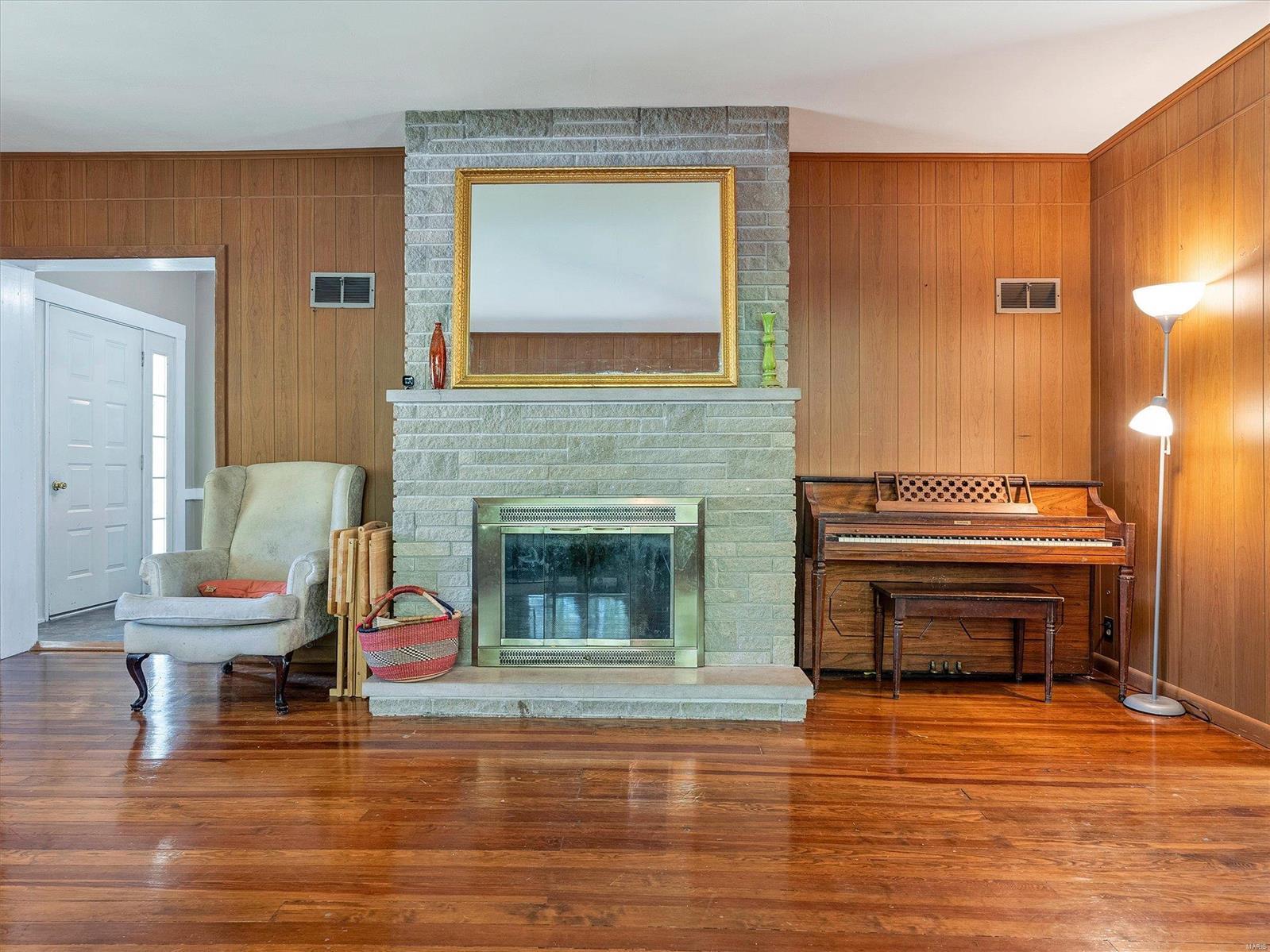 629 North Central Avenue Eureka, MO 63025 - Photo 24 of 44