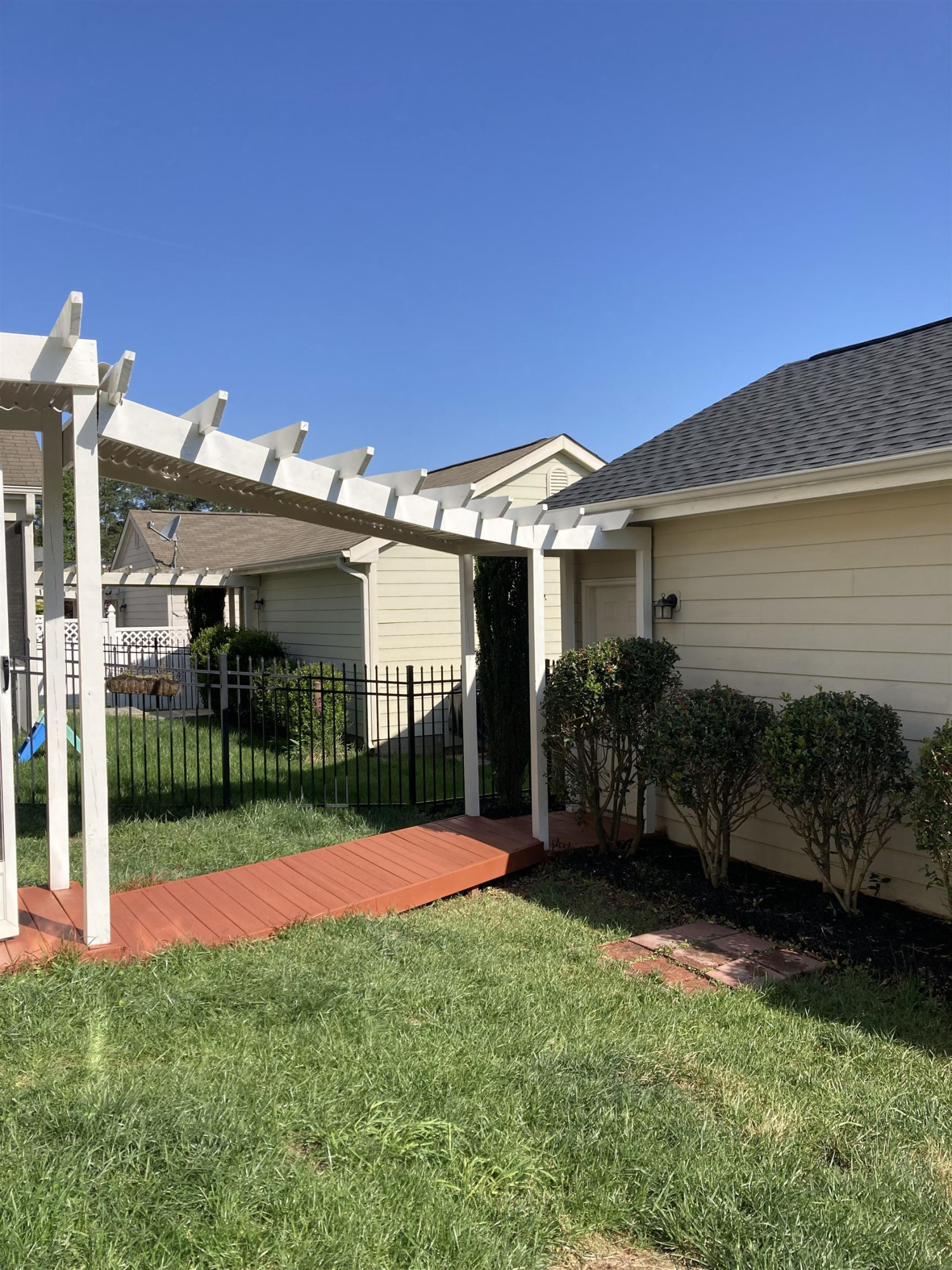 812 Historian Street Raleigh, NC 27603 - Photo 32 of 45 Pergola