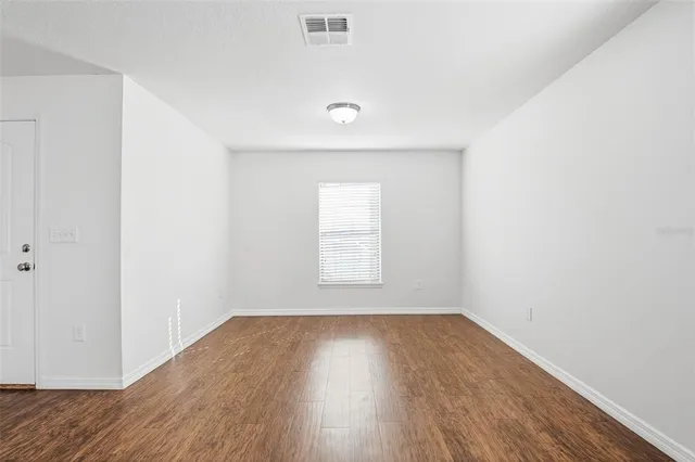 $289,900 | 906 Wynnmere Walk Avenue, Ruskin, FL 33570