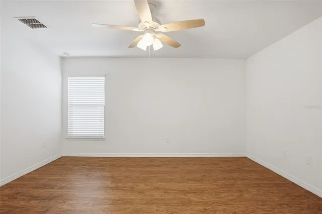 $289,900 | 906 Wynnmere Walk Avenue, Ruskin, FL 33570