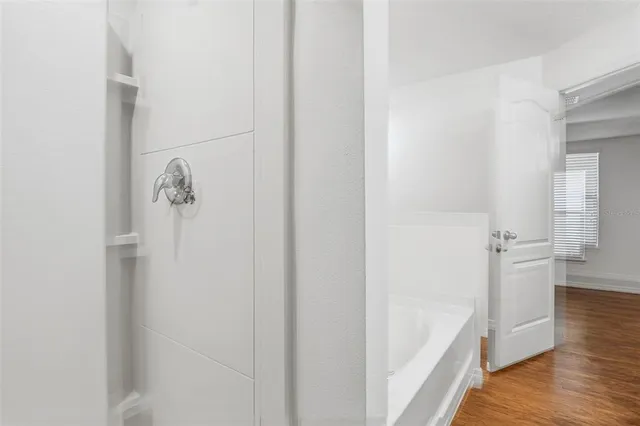 $289,900 | 906 Wynnmere Walk Avenue, Ruskin, FL 33570