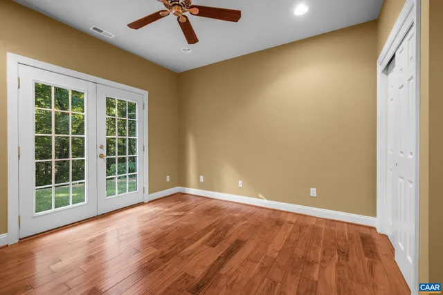 a view of a entrance door of the house