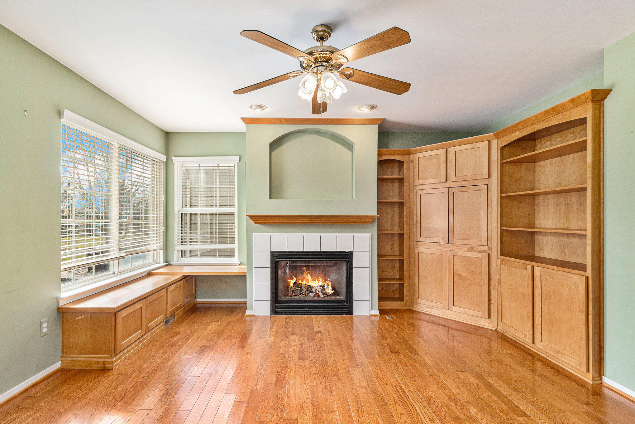 1681 Scio Ridge Road Ann Arbor, MI 48103 - Photo 20 of 45 Family Room