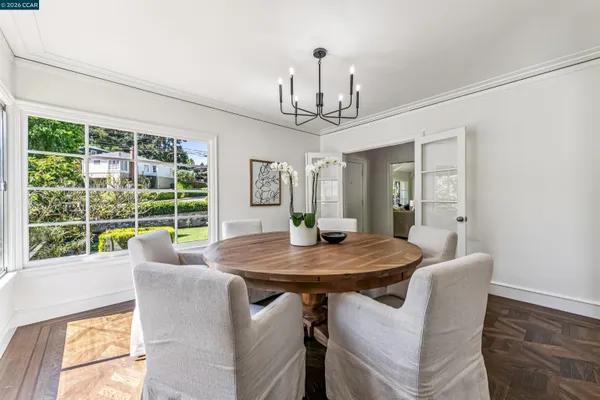 $995,000 | 4010 Reinhardt Drive, Oakland, CA 94619