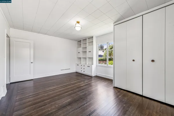 $995,000 | 4010 Reinhardt Drive, Oakland, CA 94619