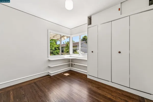 $995,000 | 4010 Reinhardt Drive, Oakland, CA 94619