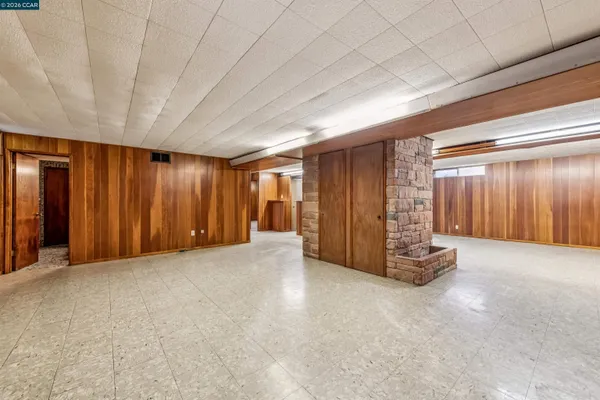 $995,000 | 4010 Reinhardt Drive, Oakland, CA 94619