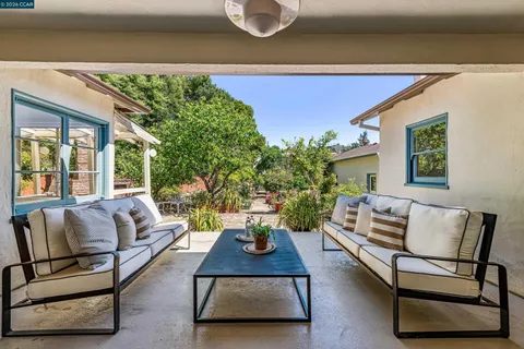 $995,000 | 4010 Reinhardt Drive, Oakland, CA 94619