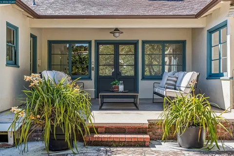 $995,000 | 4010 Reinhardt Drive, Oakland, CA 94619