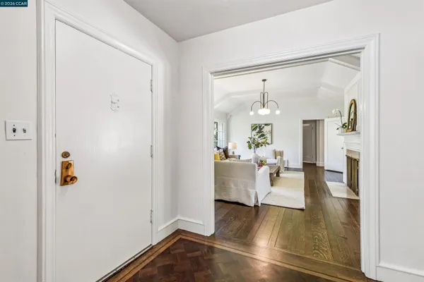 $995,000 | 4010 Reinhardt Drive, Oakland, CA 94619